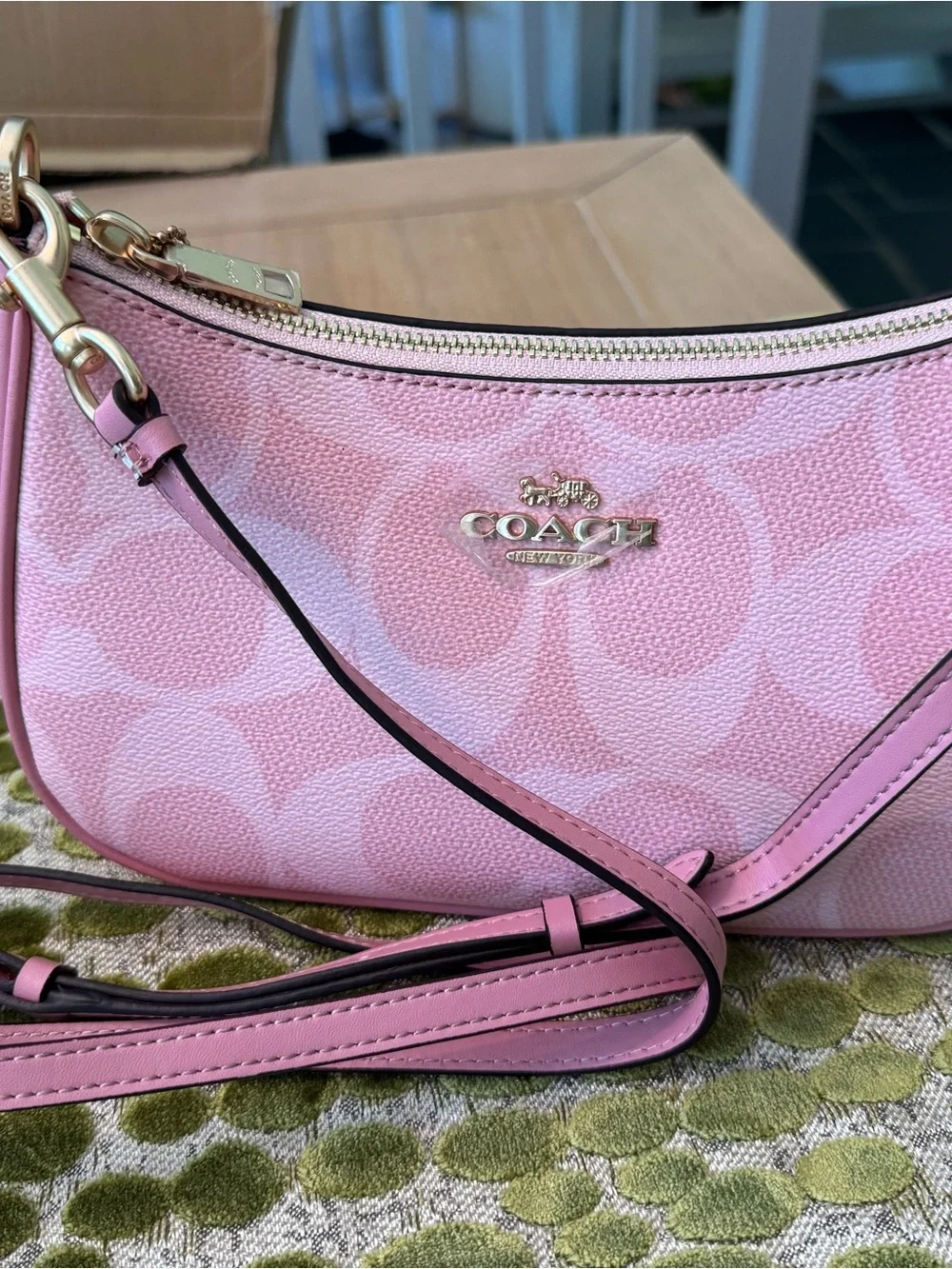 NEW Coach Pink Signature Canvas Shoulder Crossbody Bag with Gold Hardware